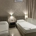 招待所 Alv Rent Vlorë