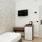 Alv Rent 3* Vlorë