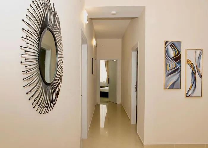 Alv Rent Penzion Vlorë