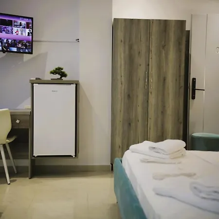 بيت ضيافة Alv Rent فلورا
