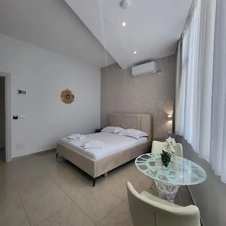 Alv Rent 3* Vlora